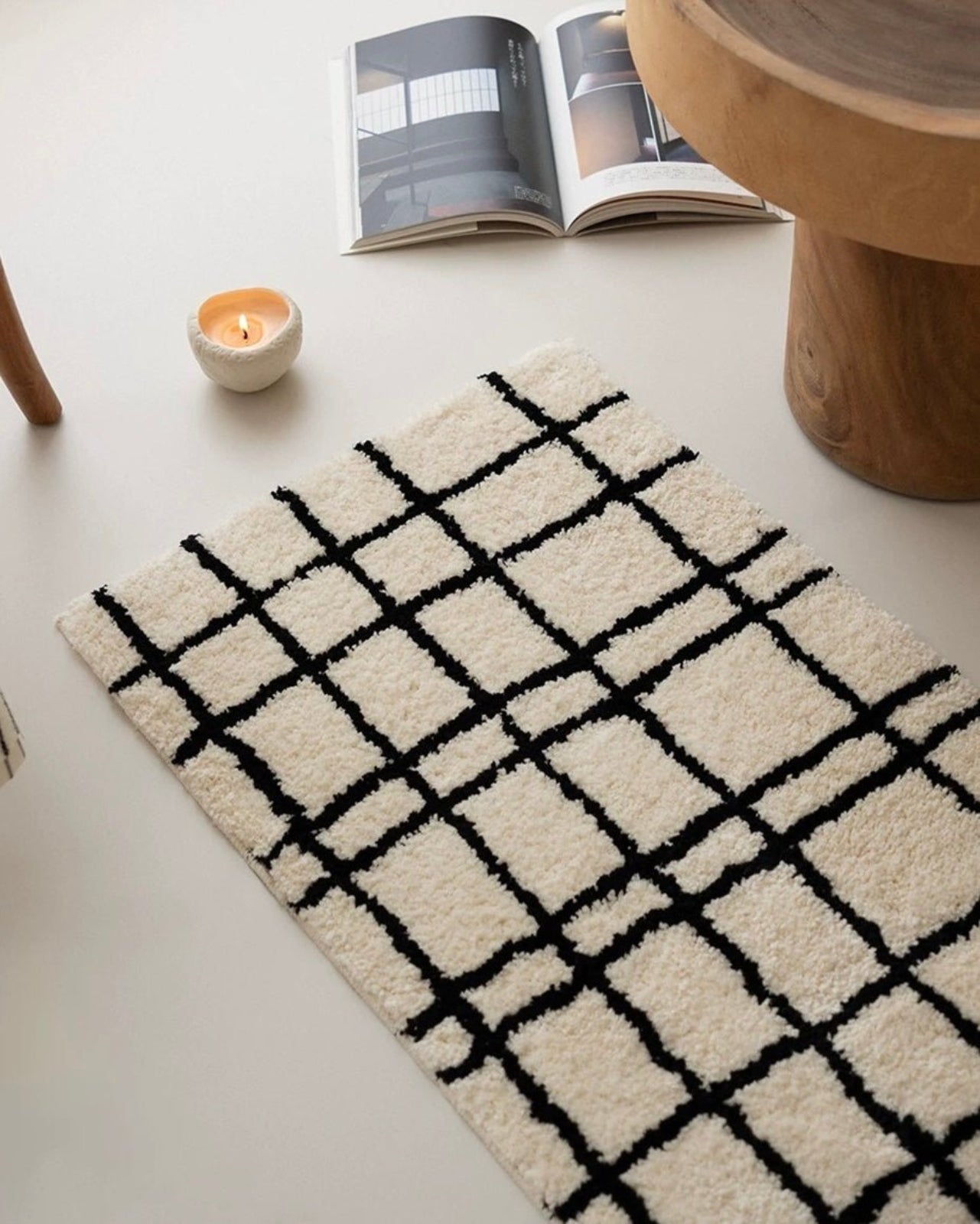 Ultra Soft Minimalist Nordic Stripe Bath Rug, Absorbent, Anti-slippery Mat